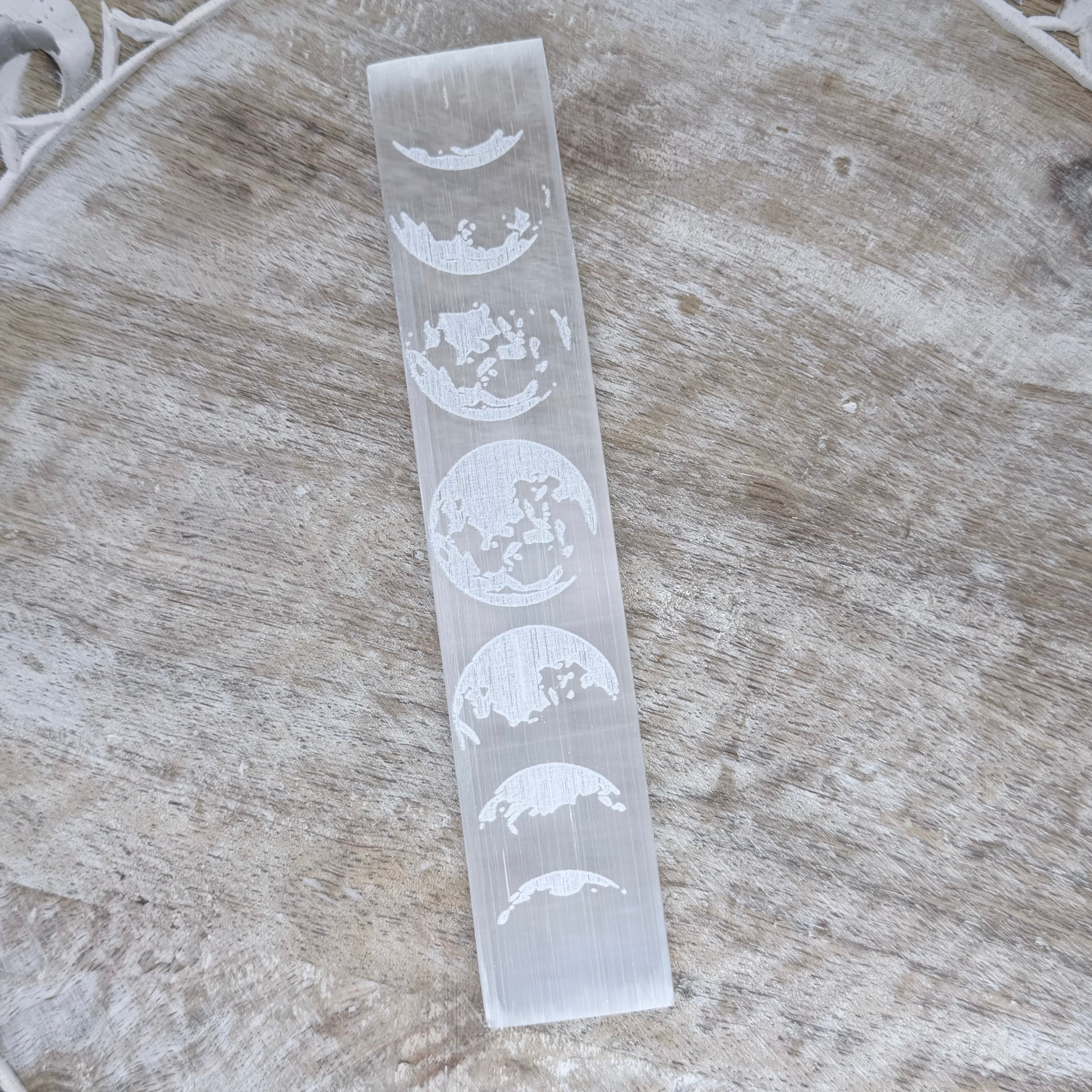 Selenite Charging Plate