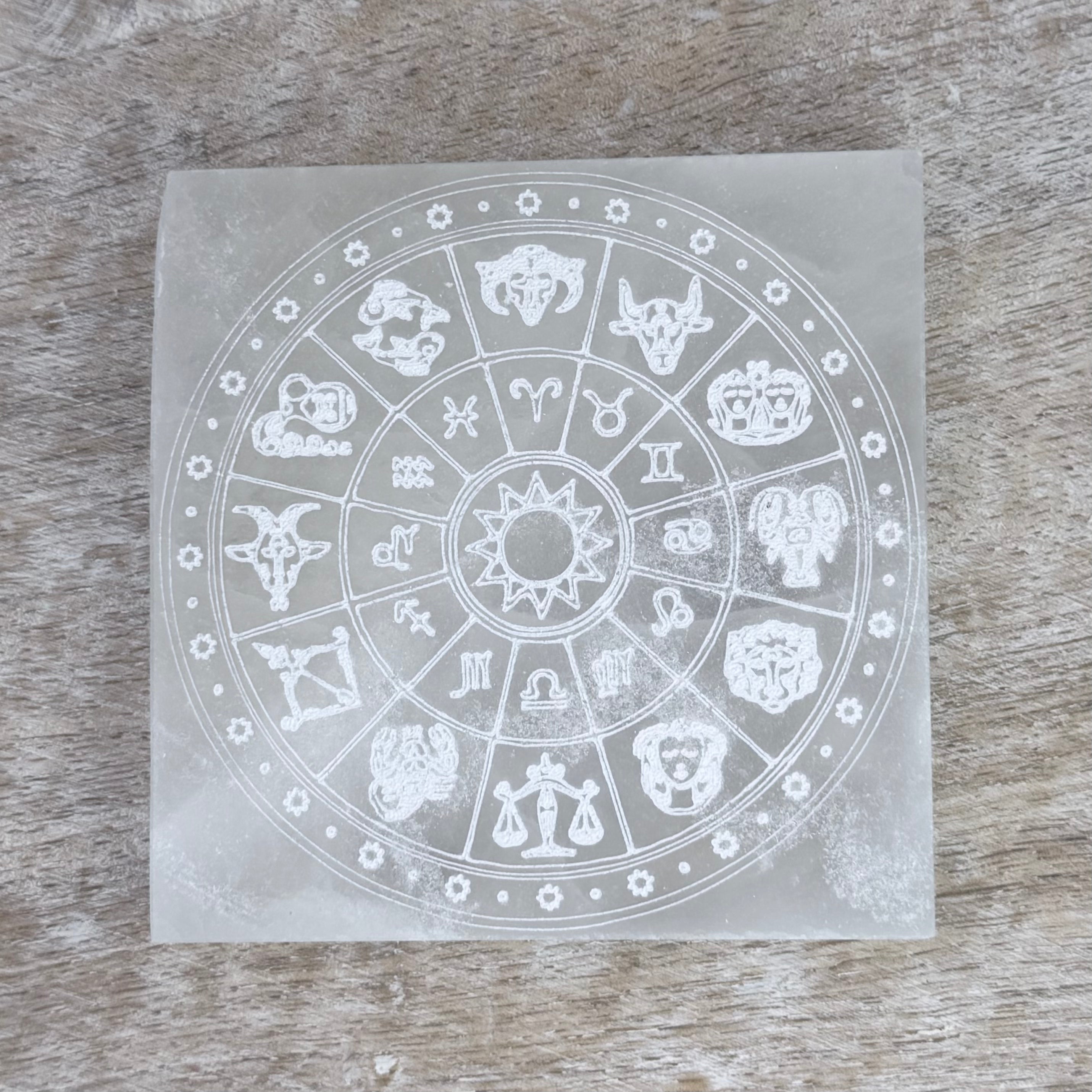 Selenite Charging Plate